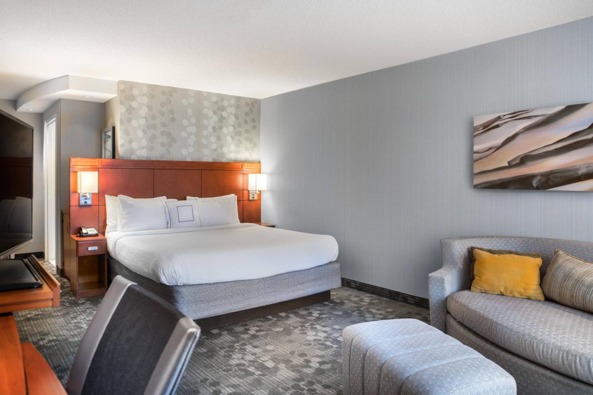 Hotel Courtyard By Marriott Denton Exterior foto
