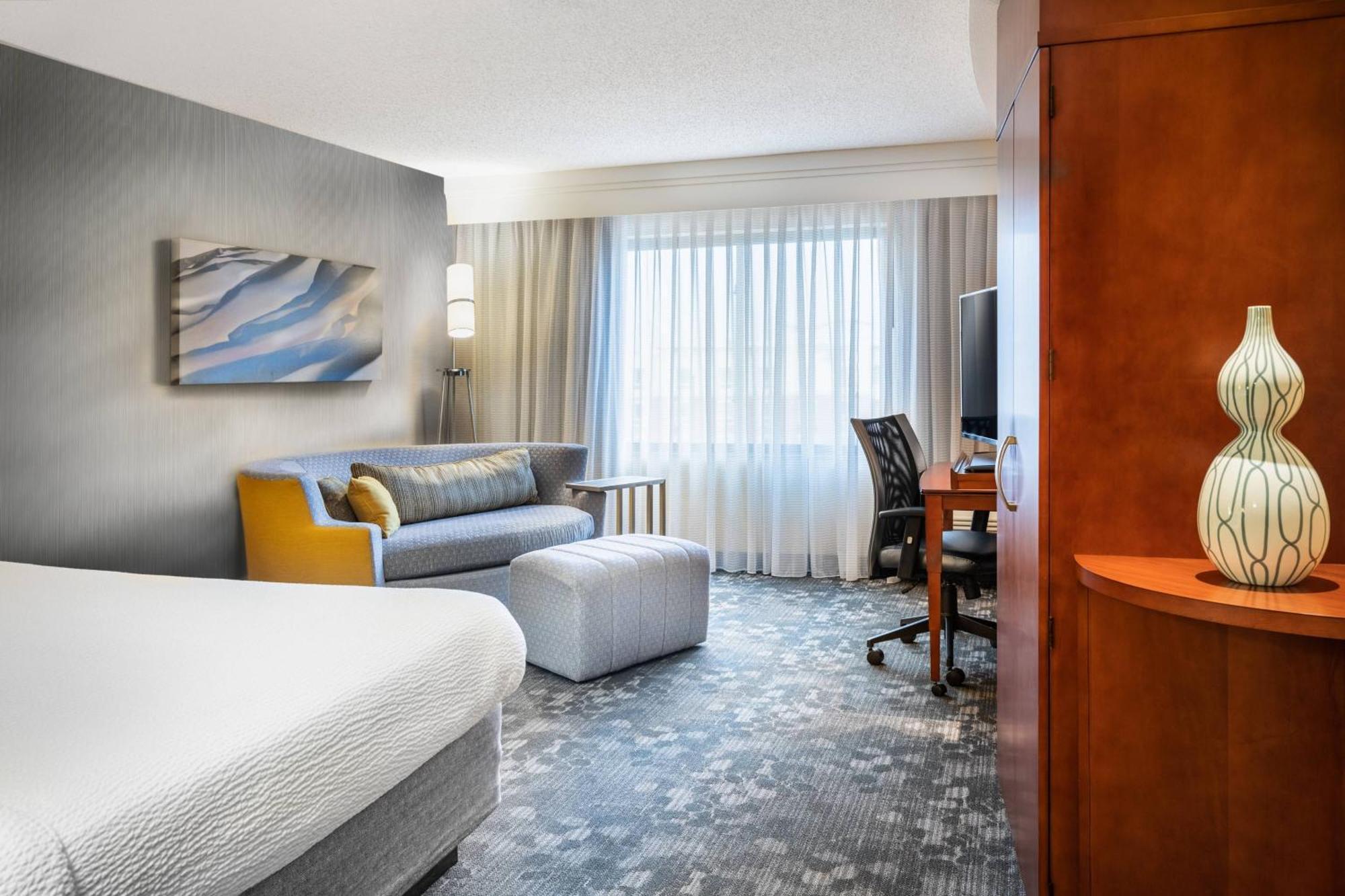 Hotel Courtyard By Marriott Denton Exterior foto